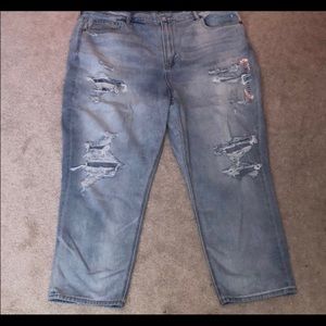 American Eagle short Mom jeans